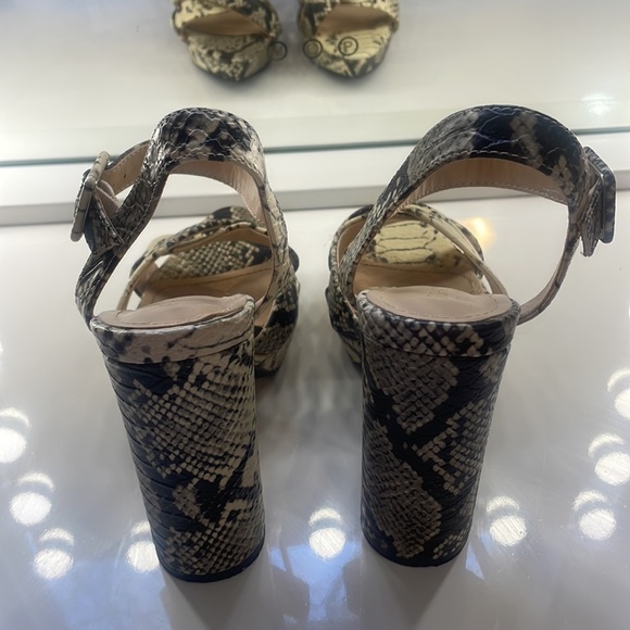 Animal print platform, chunky heel,Ankle straps, Size 7 - Picture 5 of 9